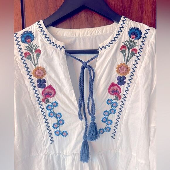Embroidered Mini Babydoll Dress/Tunic w Balloon Sleeves & Tassel Ties - Picture 3 of 5